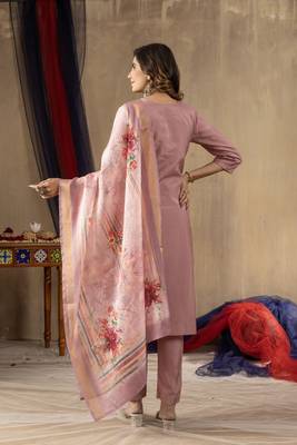Onion Pink  Designer Straight Kurti Pant Dupatta Set With Embroidery And Hand Work 6