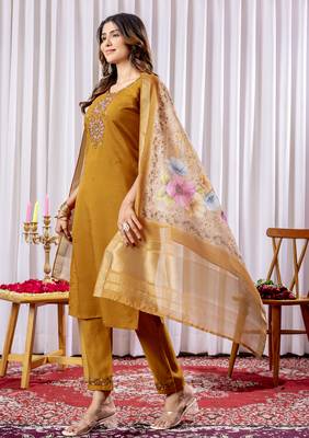 Mustered Designer Straight Kurti Pant Dupatta Set With Embroidery And Hand Work 5