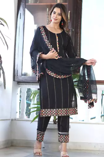 Women's Rayon Solid Ethnic Designer A-Line Mirror Work Kurti With Pant & Nazmin Dupatta Set