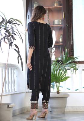 Women's Rayon Solid Ethnic Designer A-Line Mirror Work Kurti With Pant & Nazmin Dupatta Set 5