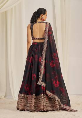 BLACK ZARI SEQUINS EMBROIDEREY FLORAL PRINTED ORGANZA LEHENGA CHOLI 5