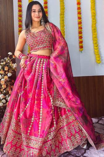 RANI PINK ZARI SEQUINS EMBROIDEREY FLORAL PRINTED ORGANZA LEHENGA CHOLI