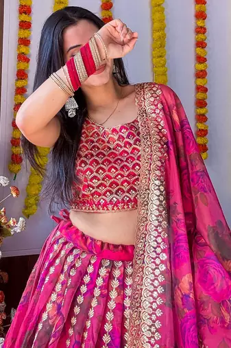 RANI PINK ZARI SEQUINS EMBROIDEREY FLORAL PRINTED ORGANZA LEHENGA CHOLI