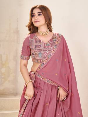 PASTEL PINK SEQUINS THREAD EMBROIDERED GEORGETTE SEMI STITCHED LEHENGA 3