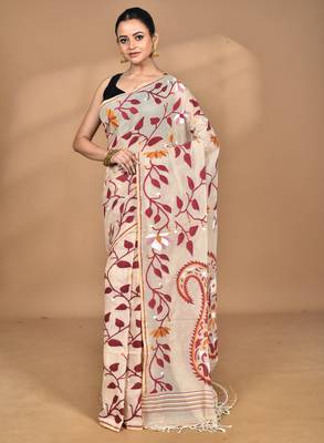 brown Cotton Dhakai Jamdani Handloom Saree With Blouse 2