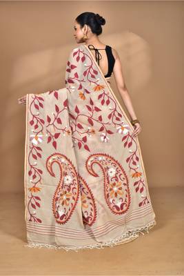 brown Cotton Dhakai Jamdani Handloom Saree With Blouse 3
