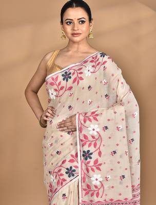 beige Cotton Dhakai Jamdani Handloom Saree With Blouse 2
