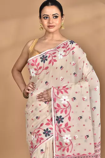 beige Cotton Dhakai Jamdani Handloom Saree With Blouse