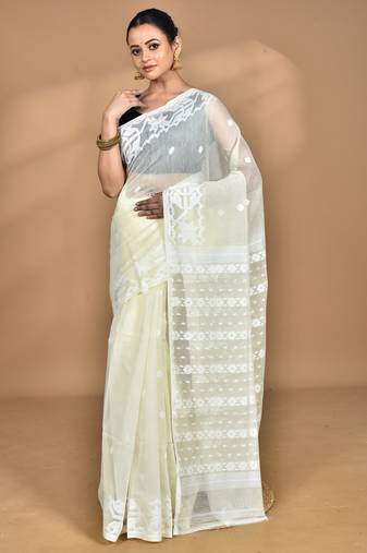Cream Cotton Dhakai Jamdani Handloom Saree With Blouse