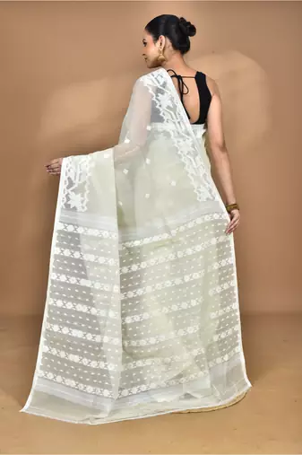 Cream Cotton Dhakai Jamdani Handloom Saree With Blouse