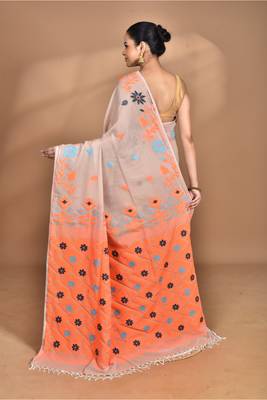 beige Cotton Dhakai Jamdani Handloom Saree With Blouse 3