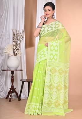 green Cotton Dhakai Jamdani Handloom Saree With Blouse 2