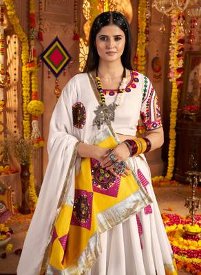 WHITE VISCOSE COTTON THREAD EMBROIDERED MIRROR WORK STITCHED lehenga choli 7