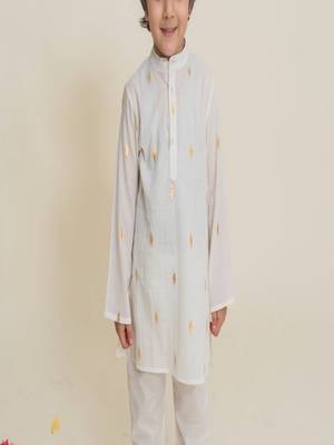 White embroidered cotton kurta pyjama 2