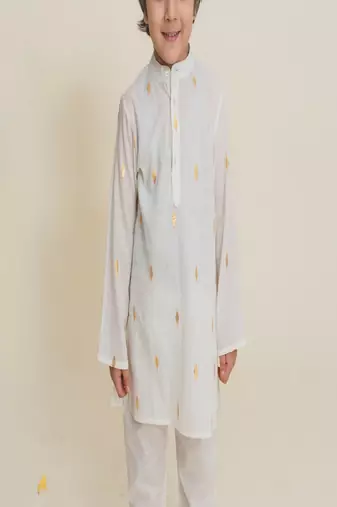 White embroidered cotton kurta pyjama
