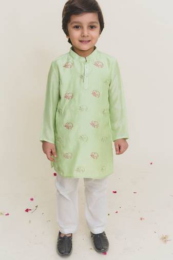 Green printed cotton kurta pyjama