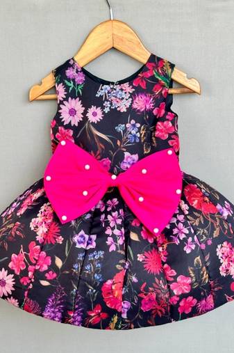 Signature flaired dress in black floral organza print