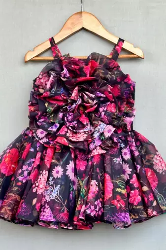 3d flower appliqe dress in soft organza
