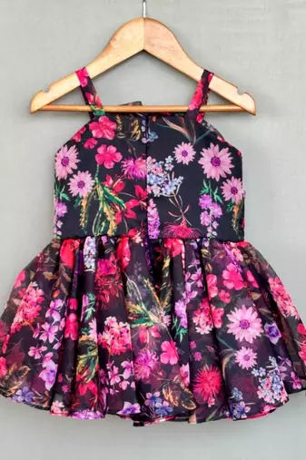 3d flower appliqe dress in soft organza