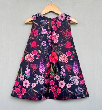 Floral aline dress with hot pink bow 3