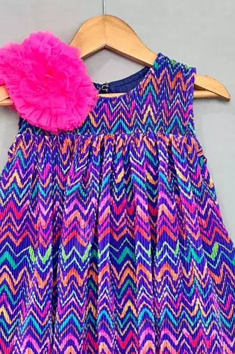 Multicolour pleated crush chevron dress