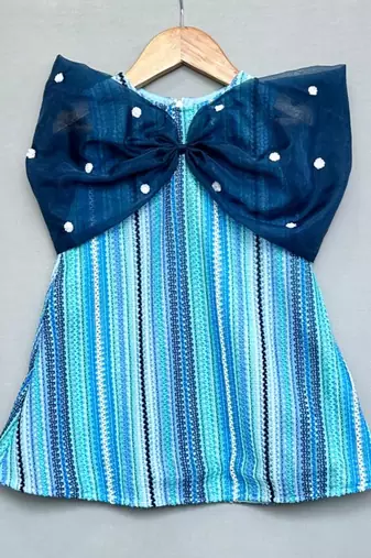 Knitted striped dress with big organza bow
