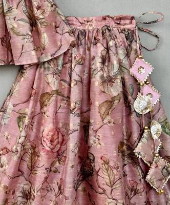 Embroidered blush pink floral lehenga set 2