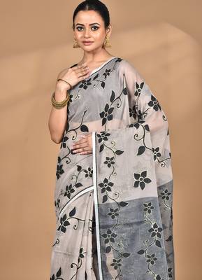 beige Cotton Dhakai Jamdani Handloom Saree With Blouse 1