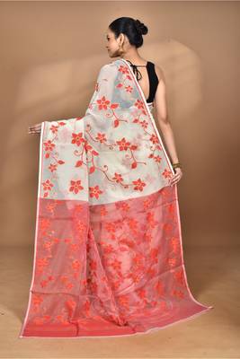 off white Cotton Dhakai Jamdani Handloom Saree With Blouse 3