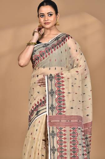 beige Cotton Dhakai Jamdani Handloom Saree With Blouse