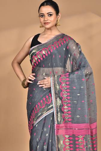 grey Cotton Dhakai Jamdani Handloom Saree With Blouse