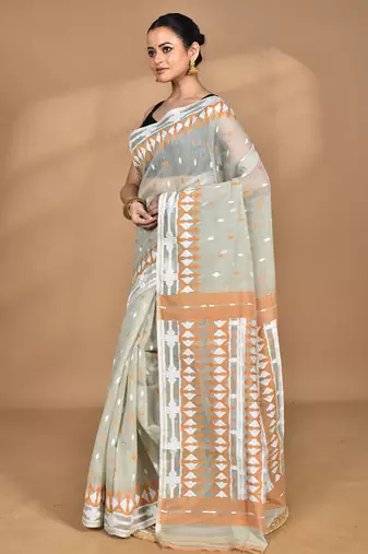 beige Cotton Dhakai Jamdani Handloom Saree With Blouse