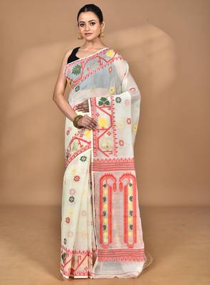 Cream Cotton Dhakai Jamdani Handloom Saree With Blouse 1