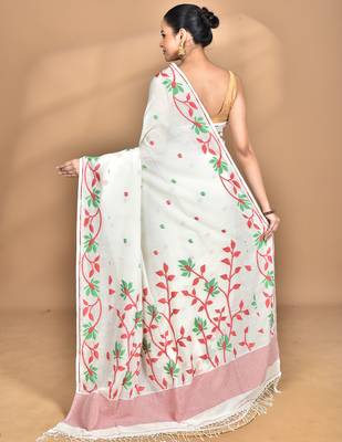 off white Cotton Dhakai Jamdani Handloom Saree With Blouse 3
