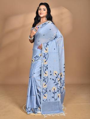 grey Cotton Dhakai Jamdani Handloom Saree With Blouse 1