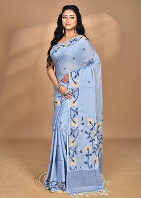 grey Cotton Dhakai Jamdani Handloom Saree With Blouse 2