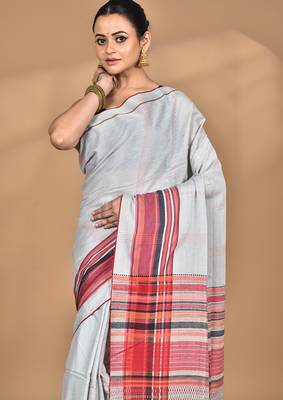 grey Cotton Dhakai Jamdani Handloom Saree With Blouse 2