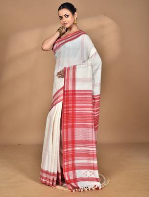 off white Cotton Dhakai Jamdani Handloom Saree 2
