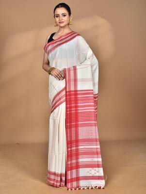 off white Cotton Dhakai Jamdani Handloom Saree 4