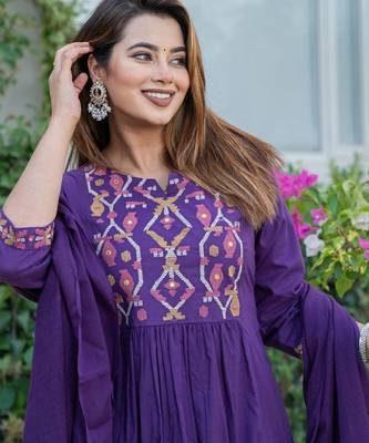 Cotton cambric a-line printed kurti pant dupatta set 4