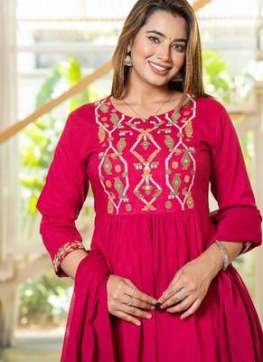 Cotton cambric a-line printed kurti pant dupatta set 4