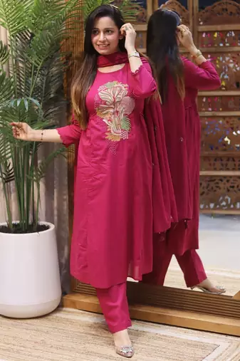 Cotton dyed a-line kurti pant dupatta set