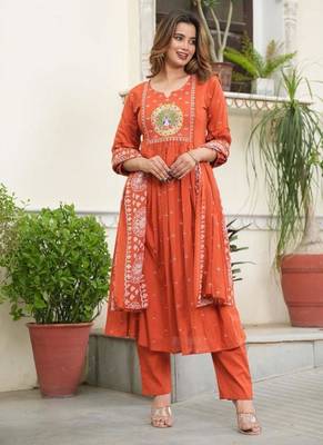 cotton cambric printed anarkali kurti pant dupatta set 2