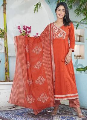 cotton cambric anarkali printed kurti pant dupatta set 1