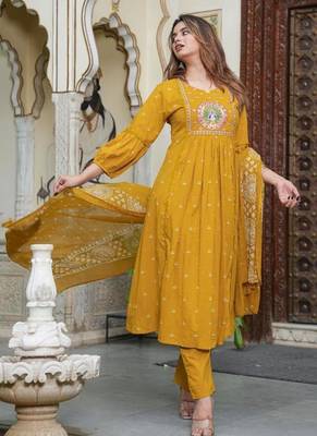 cotton cambric printed anarkali kurti pant dupatta set 3