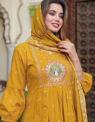 cotton cambric printed anarkali kurti pant dupatta set 4