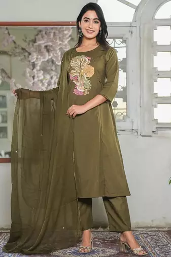Cotton dyed a-line kurti pant dupatta set