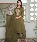 Cotton dyed a-line kurti pant dupatta set
