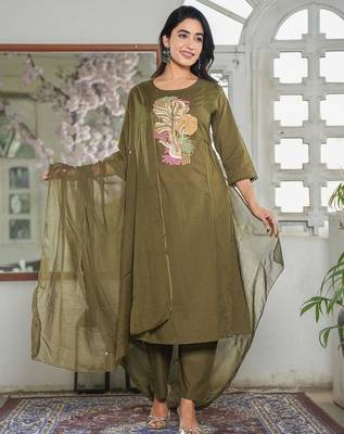 Cotton dyed a-line kurti pant dupatta set 2