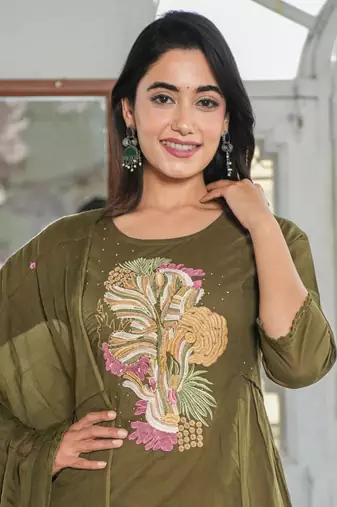 Cotton dyed a-line kurti pant dupatta set
